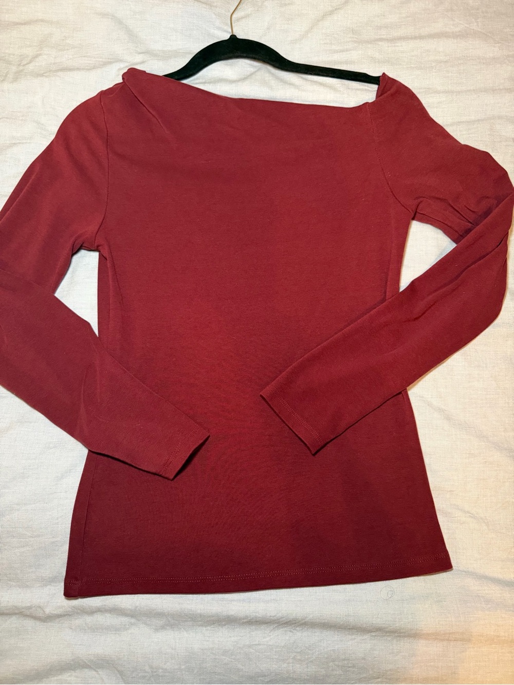 stradivarius Off-Shoulder Long Sleeve Sweater - Burgundy
